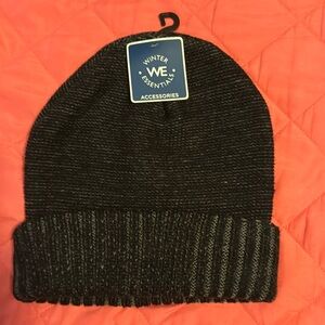 Winter Essentials Black Beanie OS Mens NWT